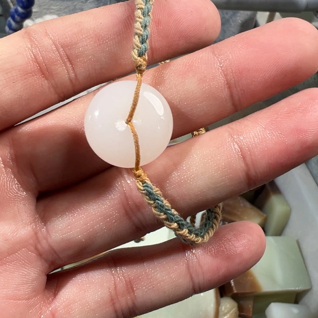 和田玉未镶嵌车挂