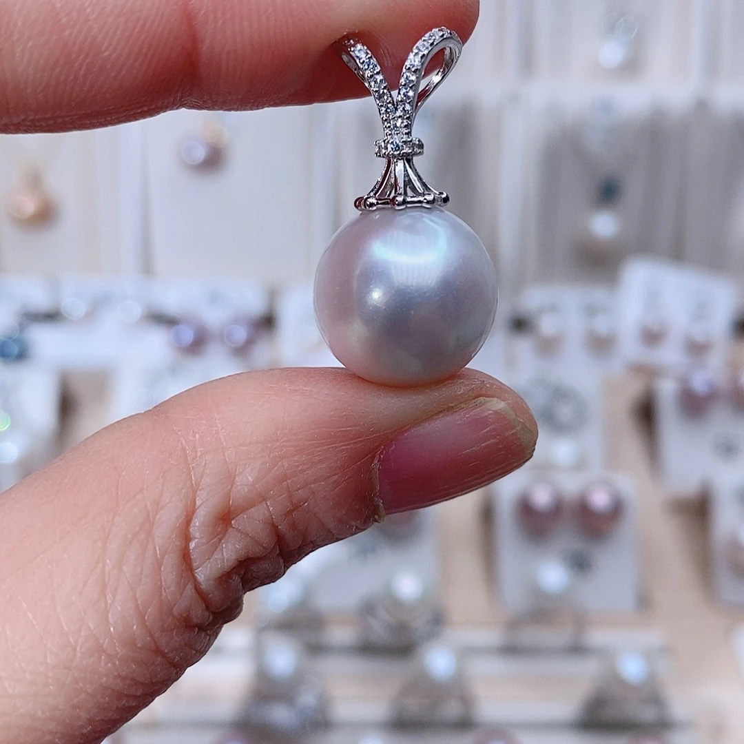 颈饰银S925镶嵌淡水珍珠