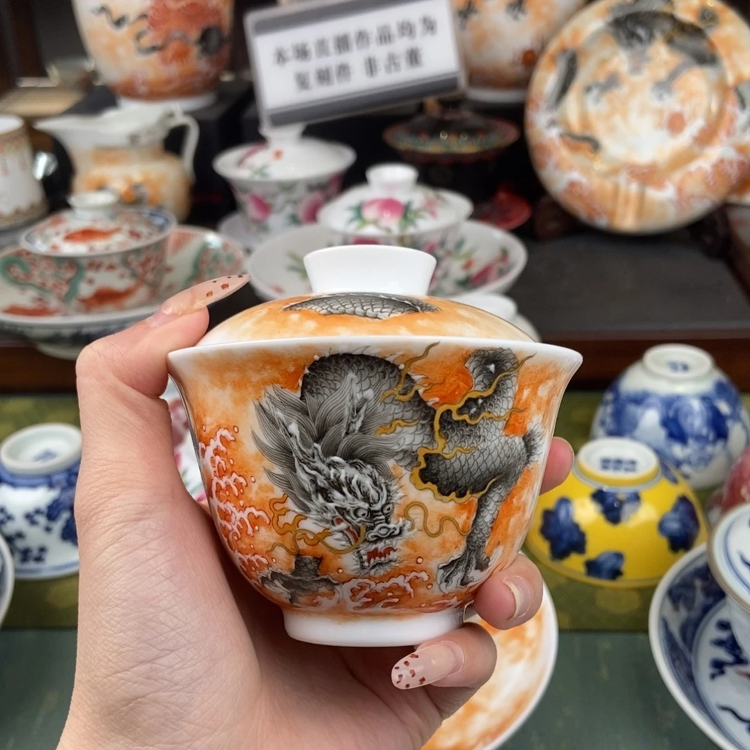 陶瓷的设计风格很不错哦