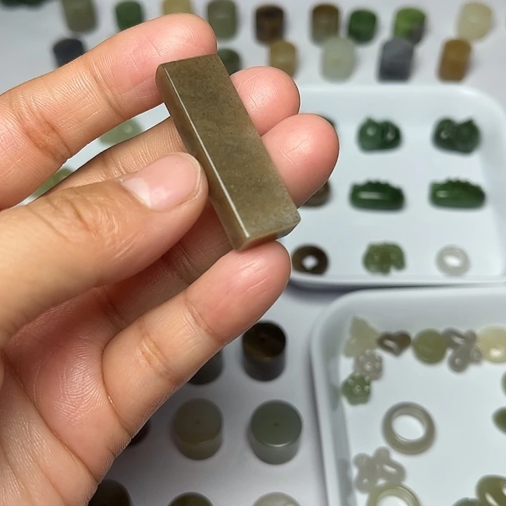 和田玉未镶嵌珠宝半成品99号