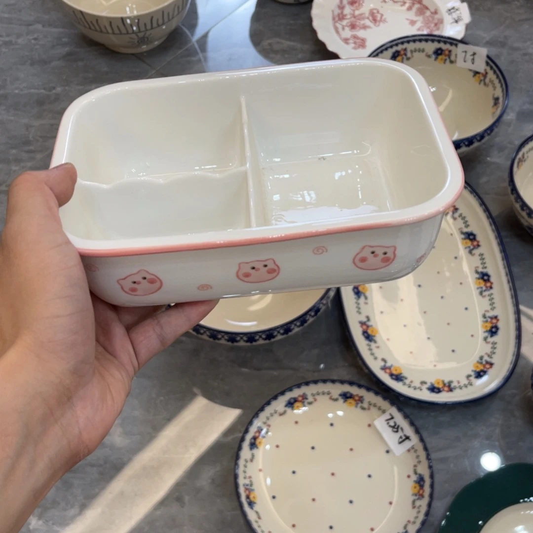 陶瓷微瑕餐具介意勿拍，满18飞！