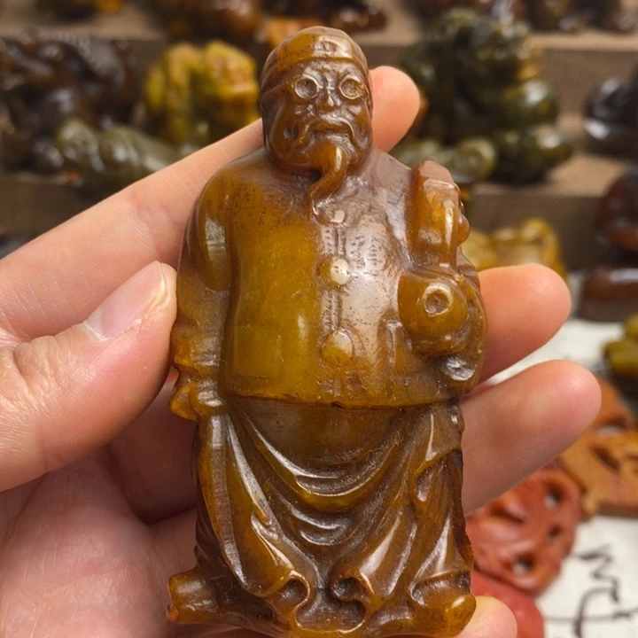 未镶嵌蛇纹石玉颈饰17