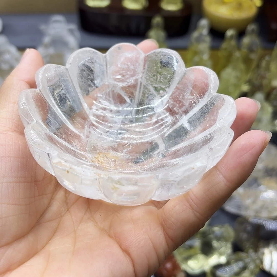 阿***叔未镶嵌珠宝半成品水晶