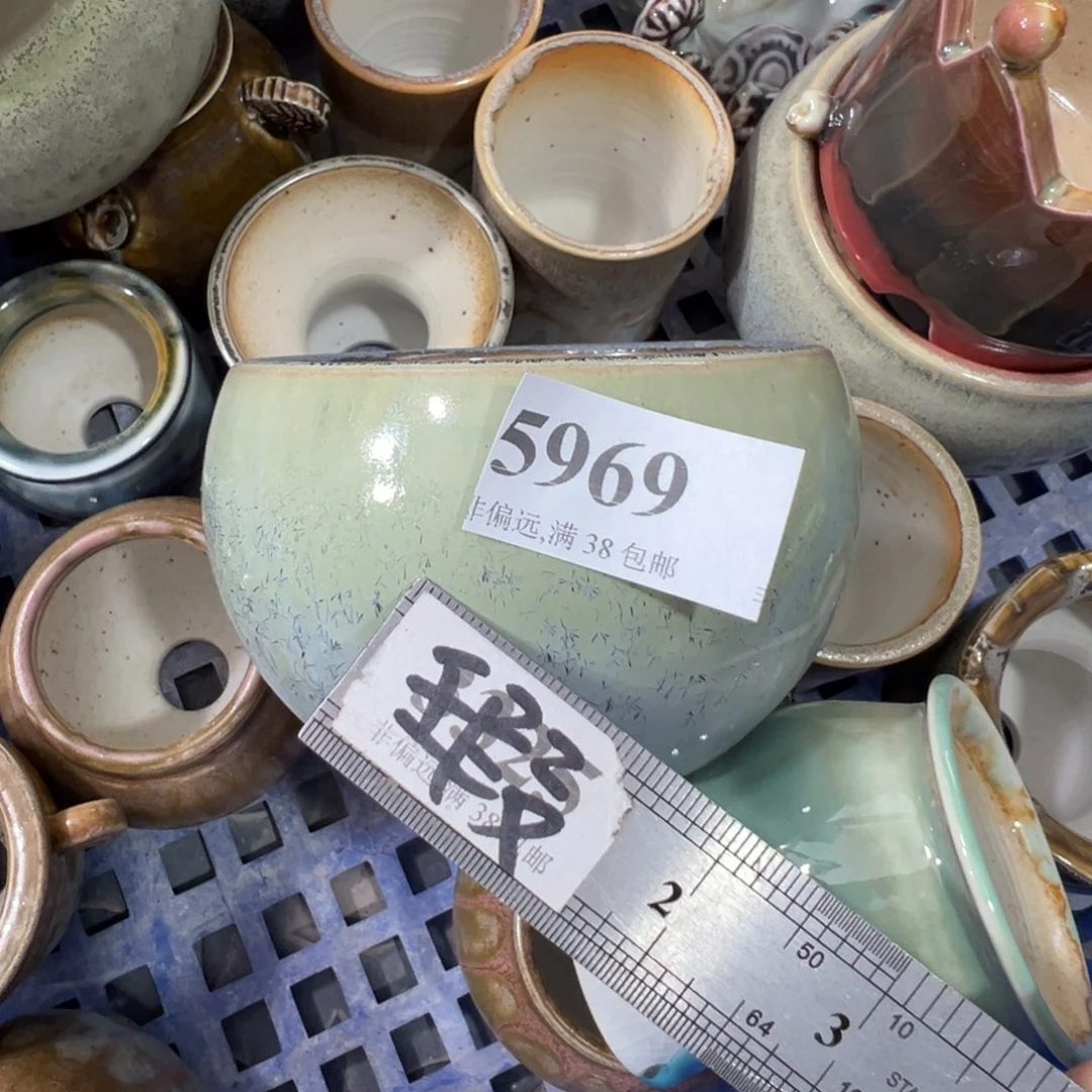 陶瓷口9高7，瑕疵