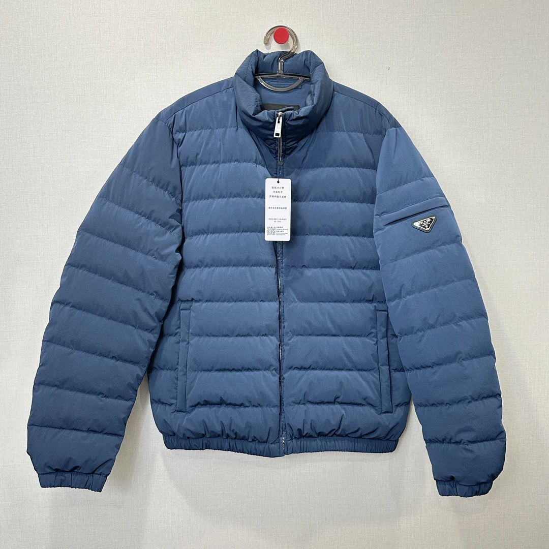 未使用 Prada/普拉达 钢标羽绒服/尺码50/编号11716
