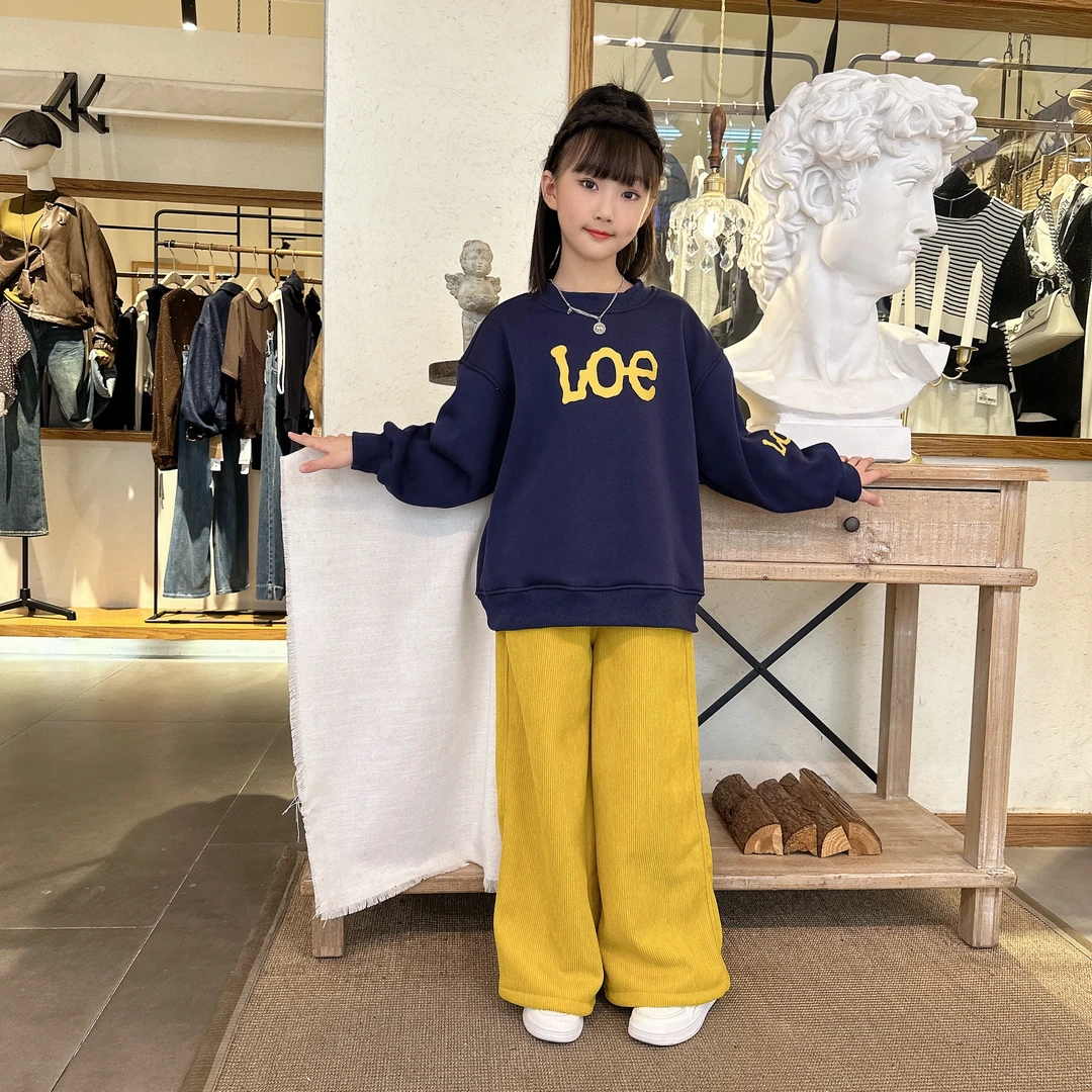 韩版女童休闲秋冬款套装2025新款时尚加绒套上衣宽松字母两件套