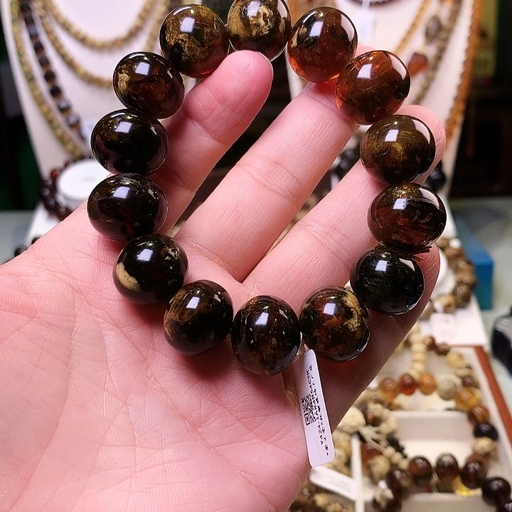 琥珀未镶嵌裸石18+黑花424