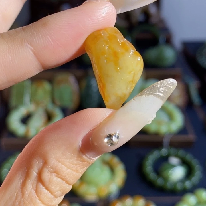 和田玉未镶嵌吊坠(不含链)