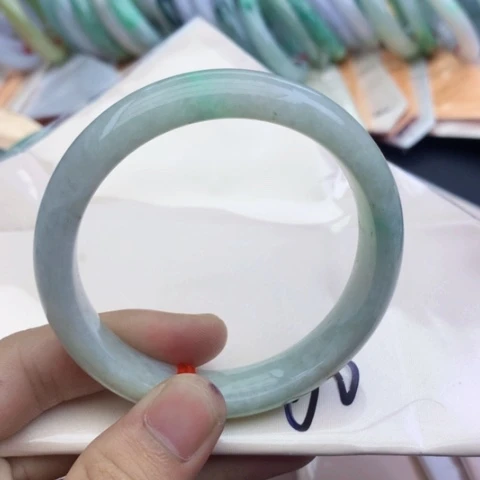 未镶嵌手镯翡翠翡翠手镯