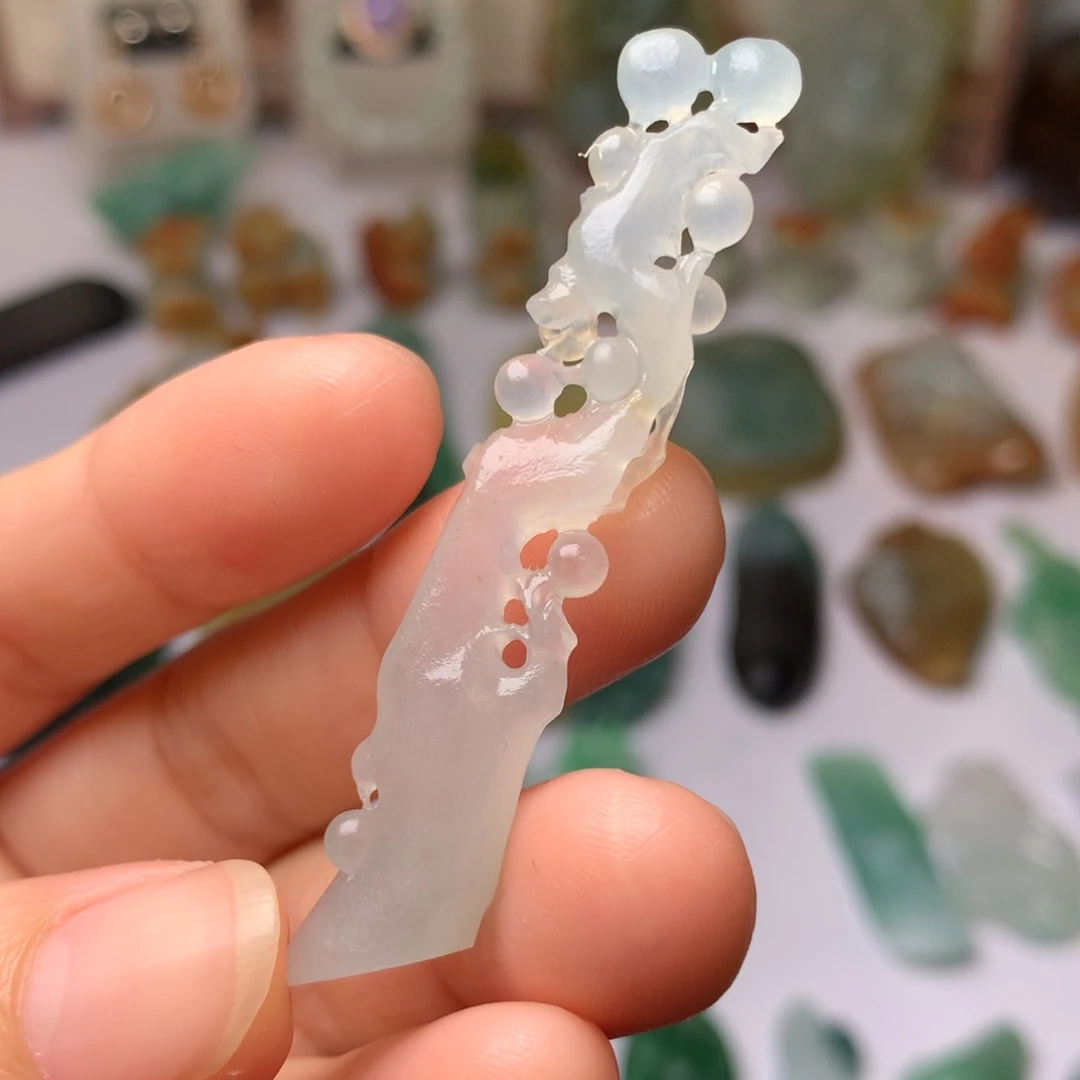 定制翡翠未镶嵌翡翠