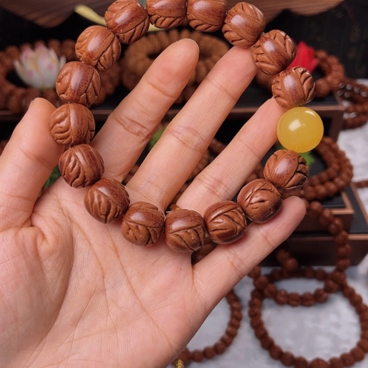 桃核吊坠沉*16光珠手串