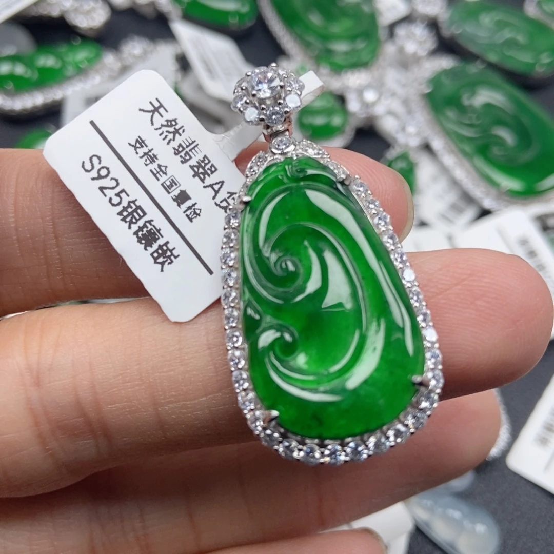 翡翠银S925镶嵌颈饰