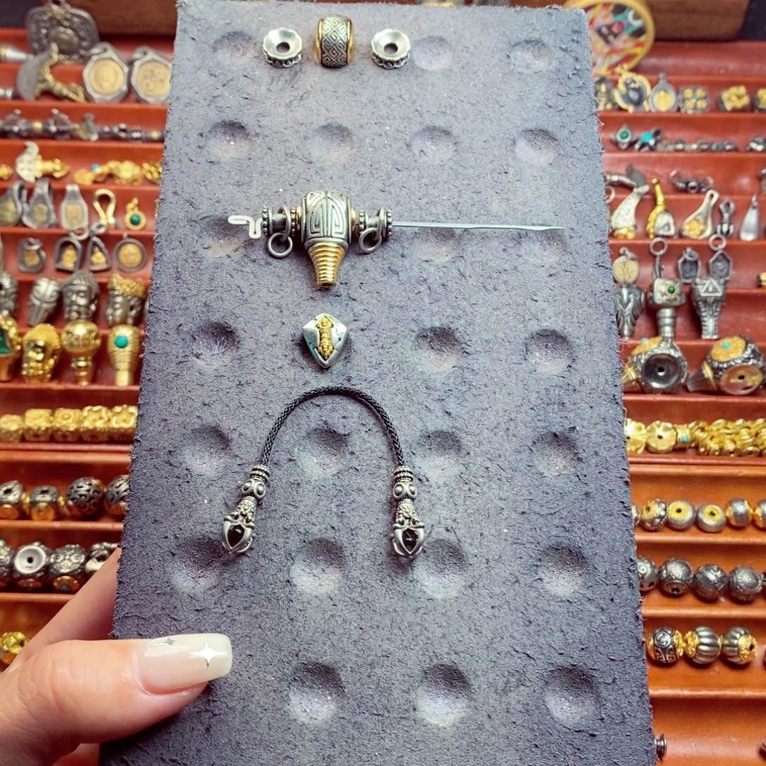 R***」柏香籽/百香籽吊坠