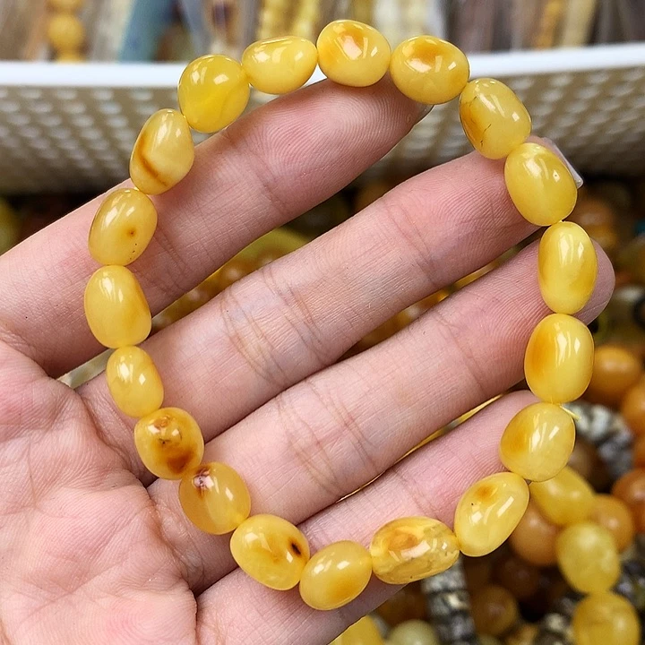 未镶嵌琥珀珠宝奇石