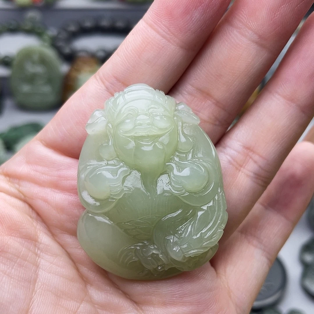 颈饰未镶嵌和田玉