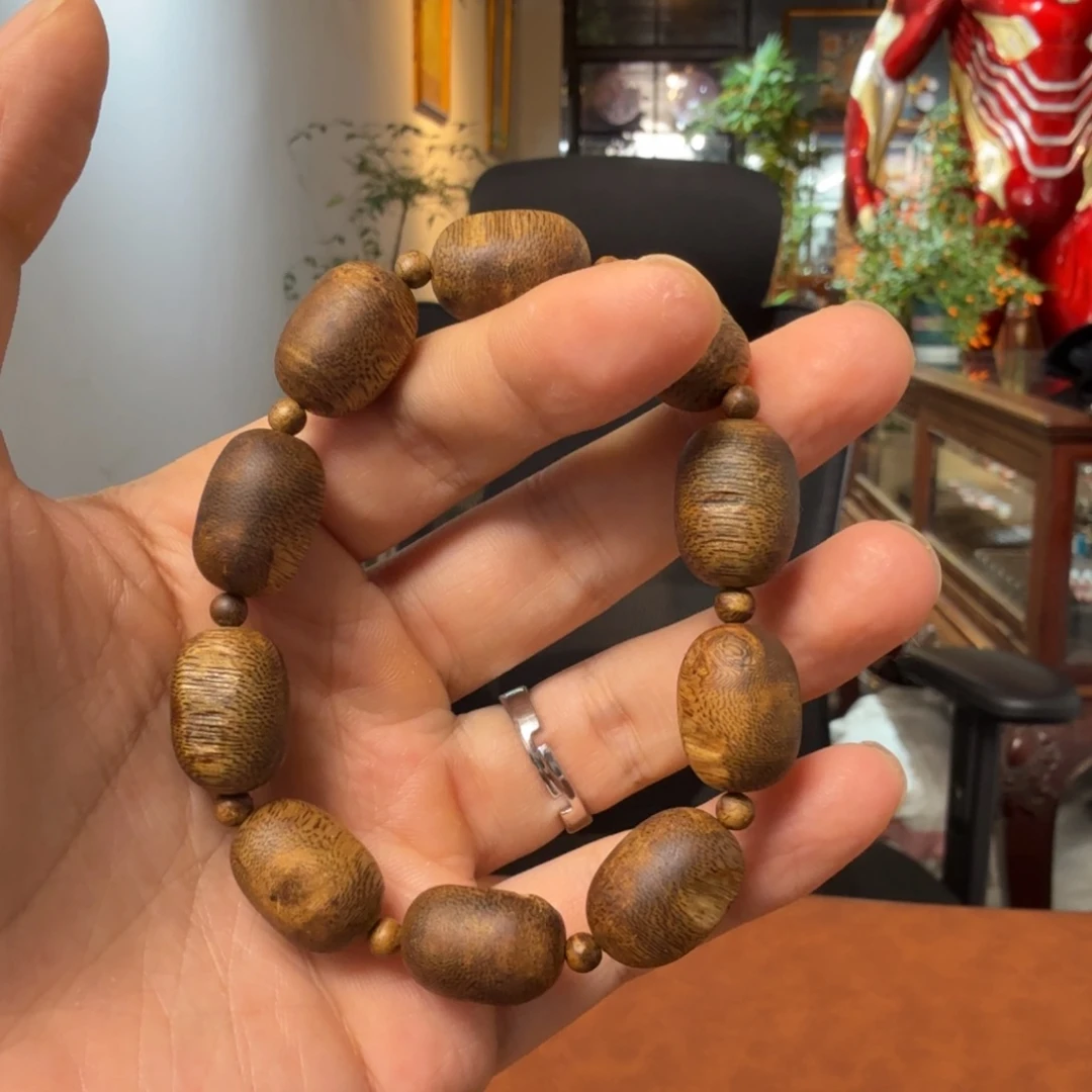 手串沉香14mm 99浮沉 留疤枣珠