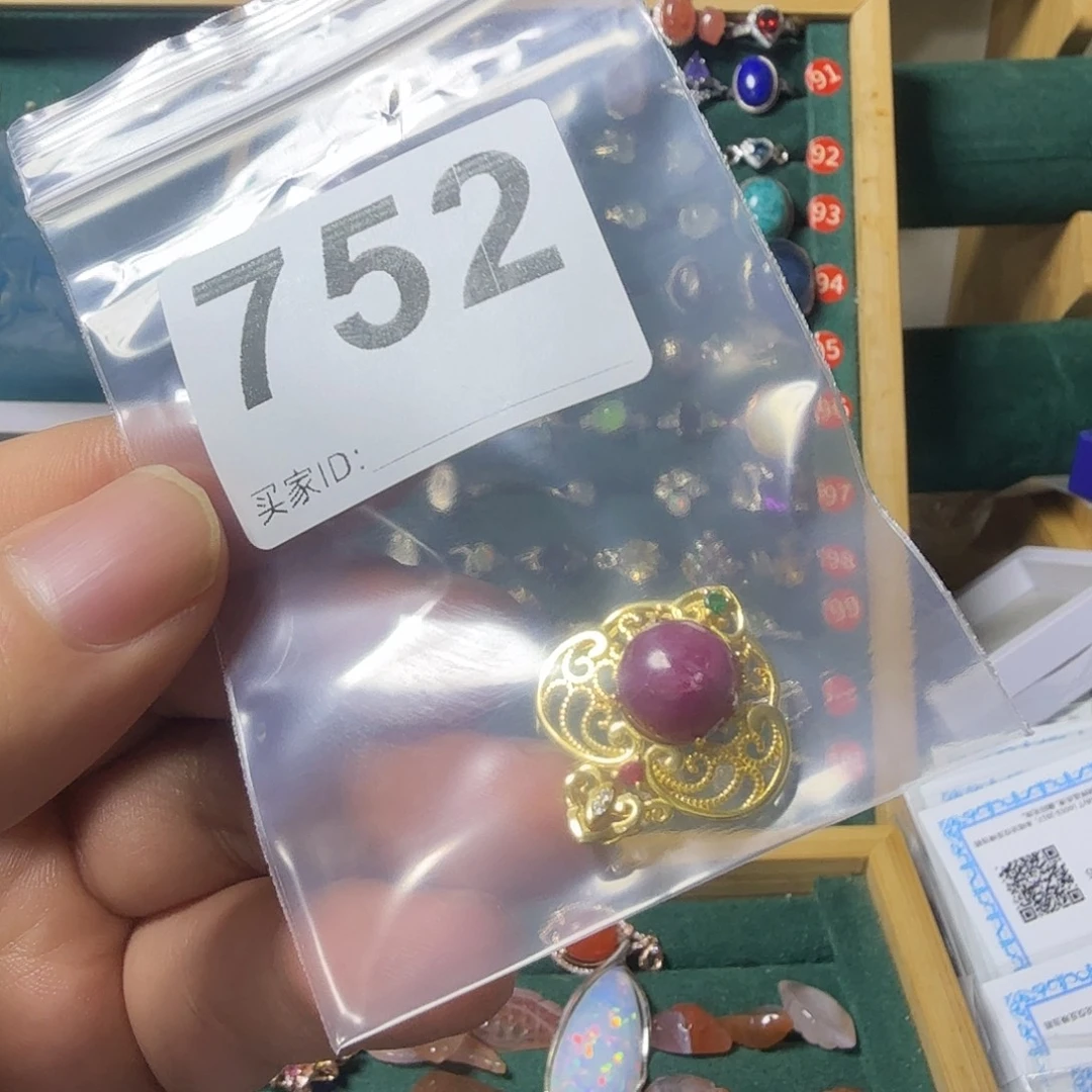 不***噎颈饰银S925镶嵌红宝石