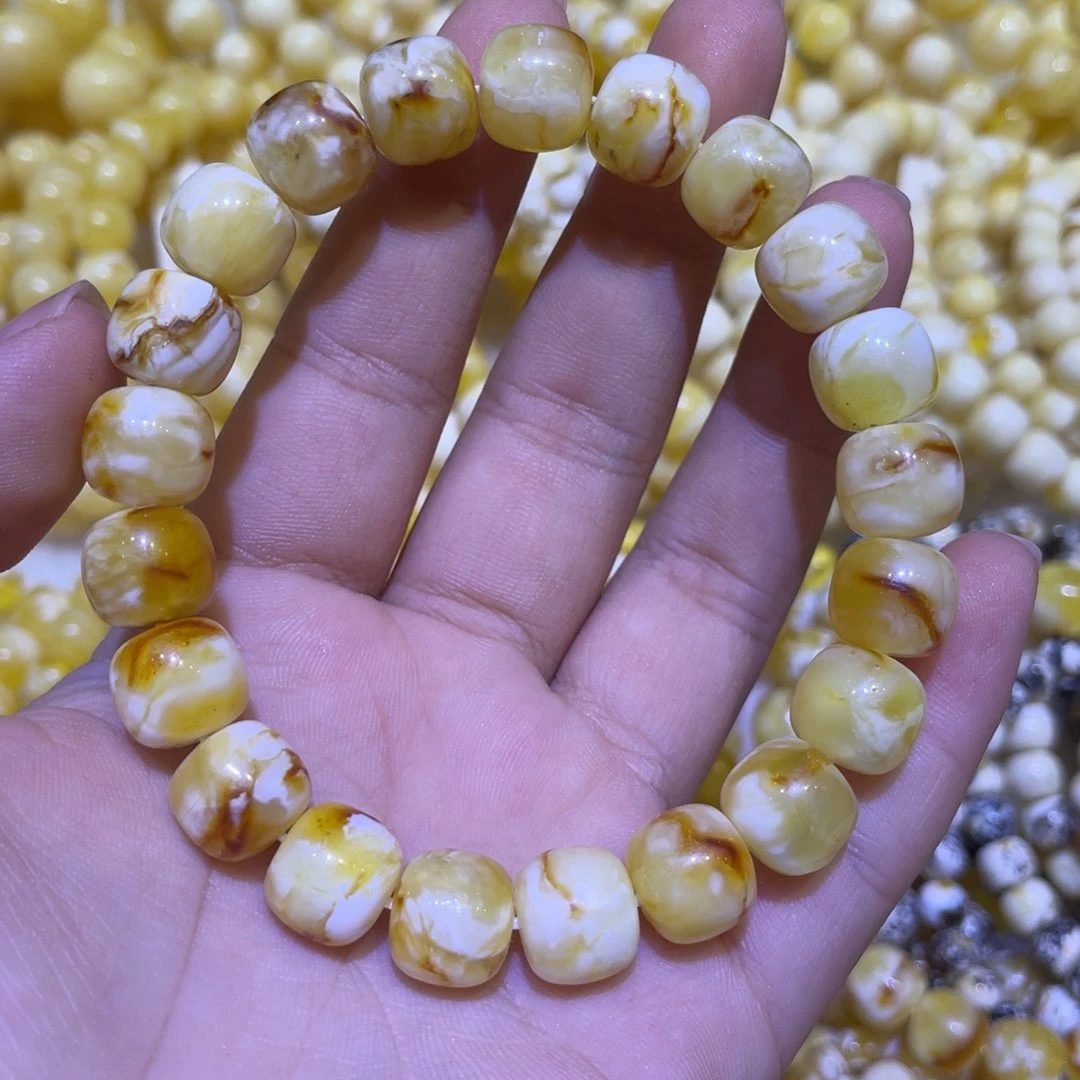 蜜蜡未镶嵌珠宝奇石11m