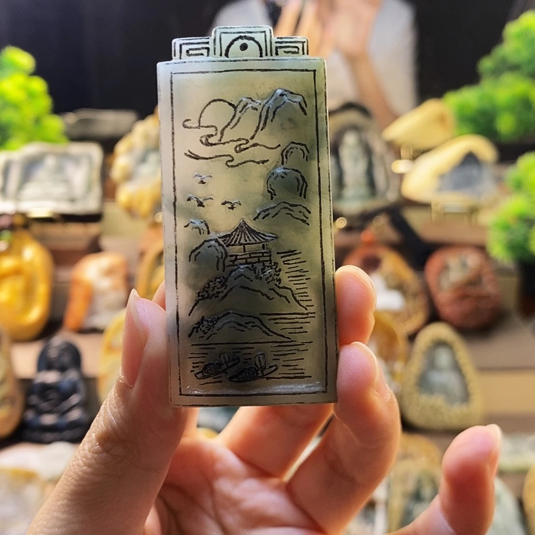 定制翡翠未镶嵌翡翠挂件