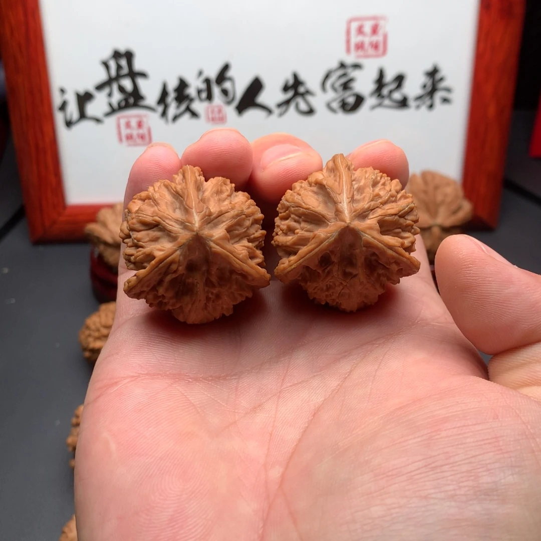 吊坠文玩核桃文山奔