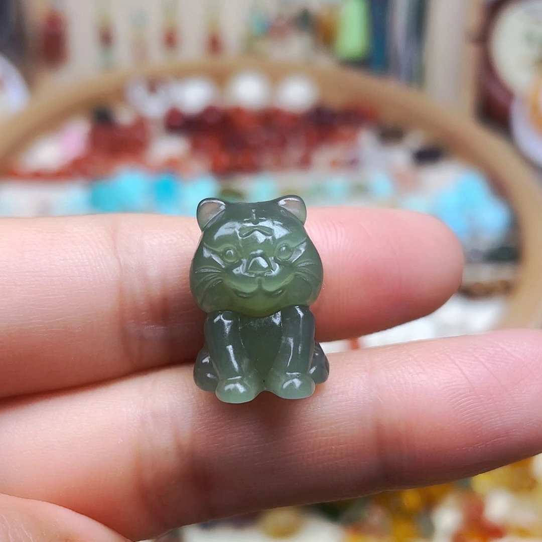 和田玉未镶嵌挂件订制