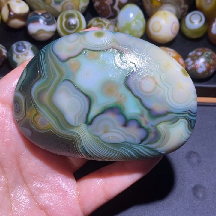 未镶嵌玛瑙/玉髓珠宝半成品102