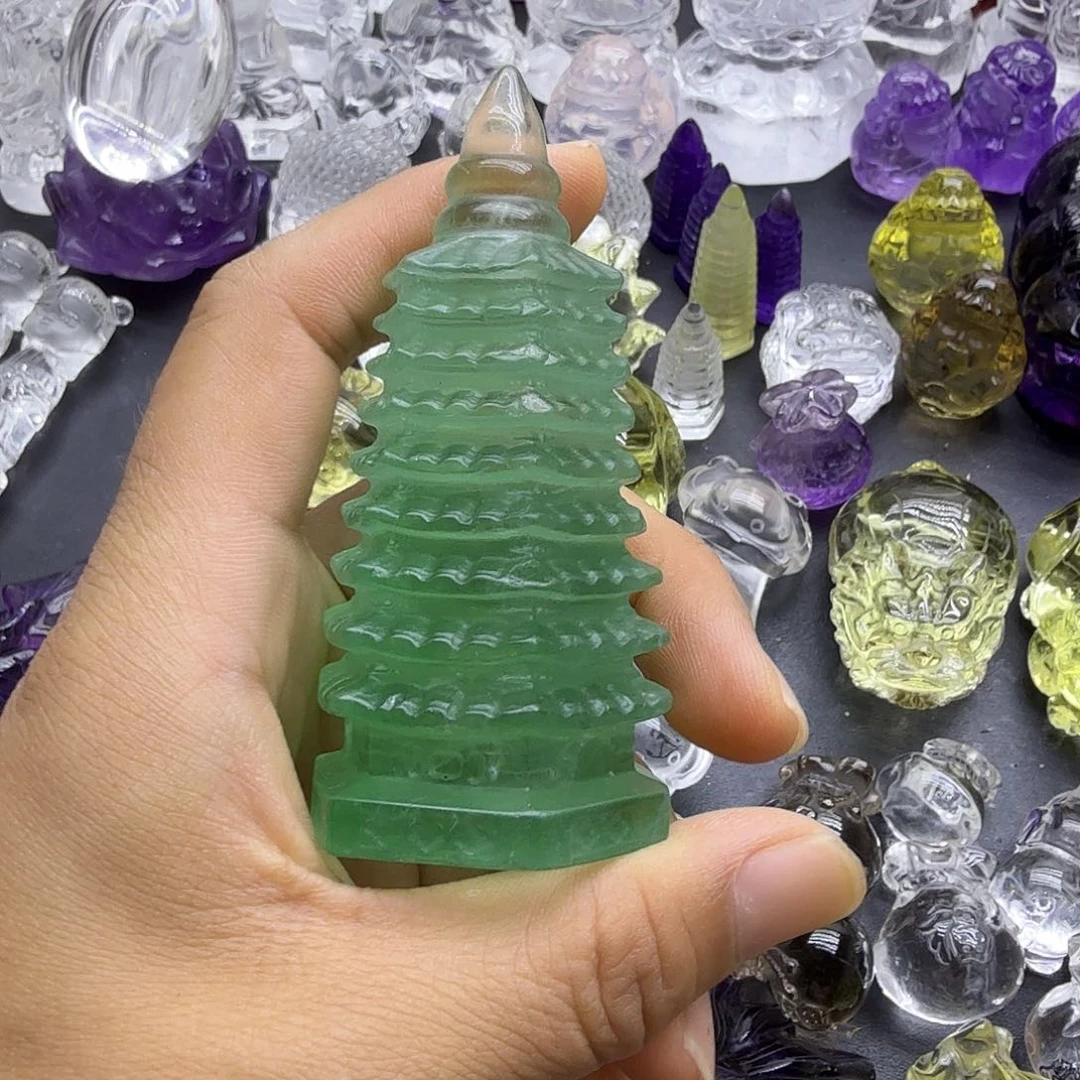 未镶嵌吊坠(赠链)水晶