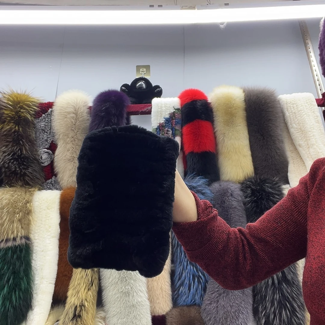 美丽诺羊毛黑色脖套