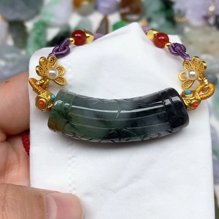 翡翠未镶嵌颈饰40号