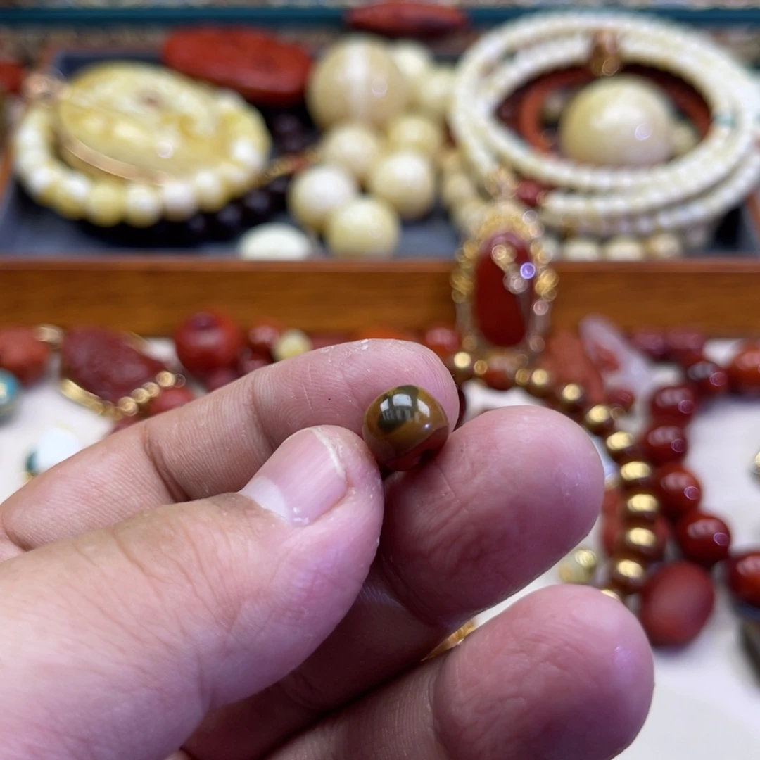 南红玛瑙未镶嵌珠宝奇石146