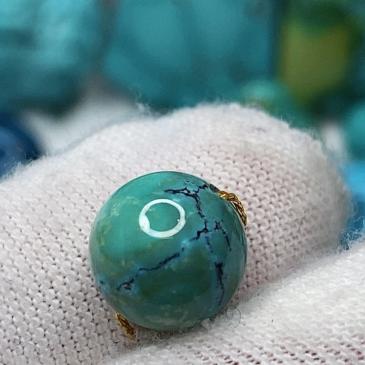 未镶嵌绿松石天然原矿 带武汉地大证书