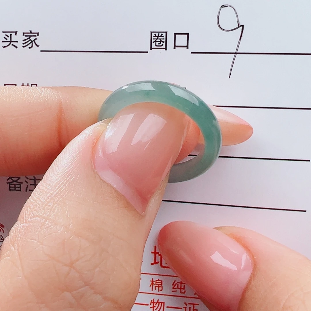 翡翠未镶嵌戒指戒指