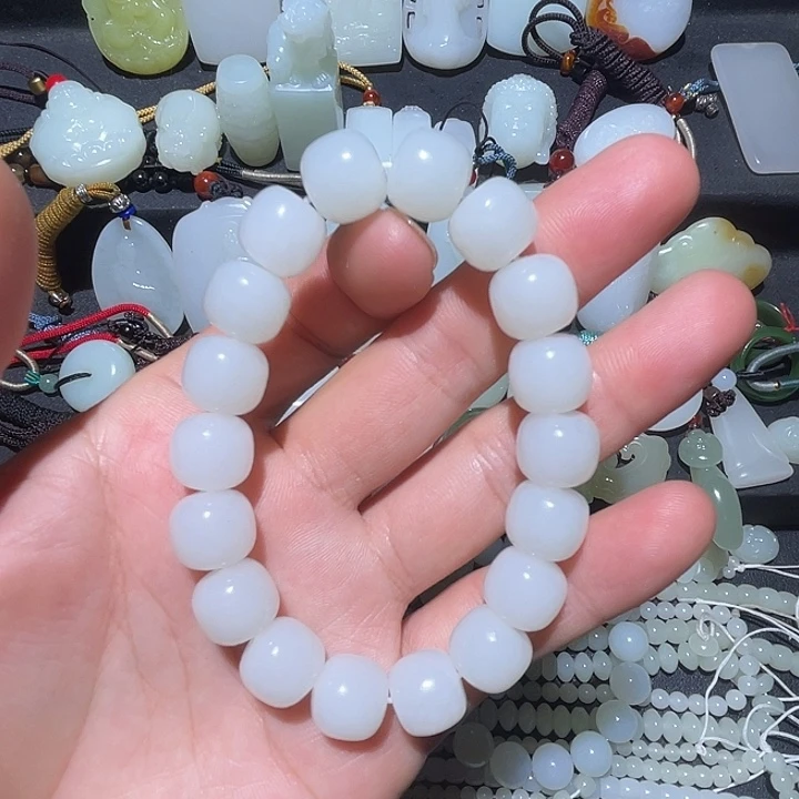 未镶嵌手链和田玉老形