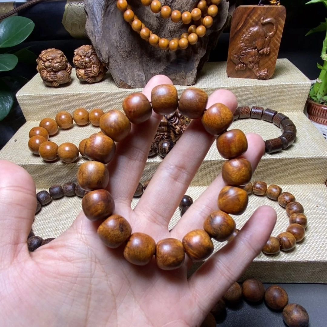 贡木印贡红油留疤手串1314
