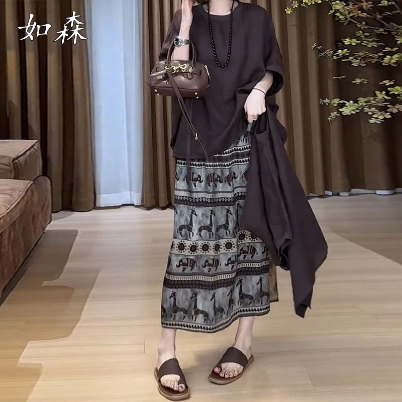 老钱风半身裙女夏季新款法式大码胖mm高腰显瘦复古印花开叉a字裙