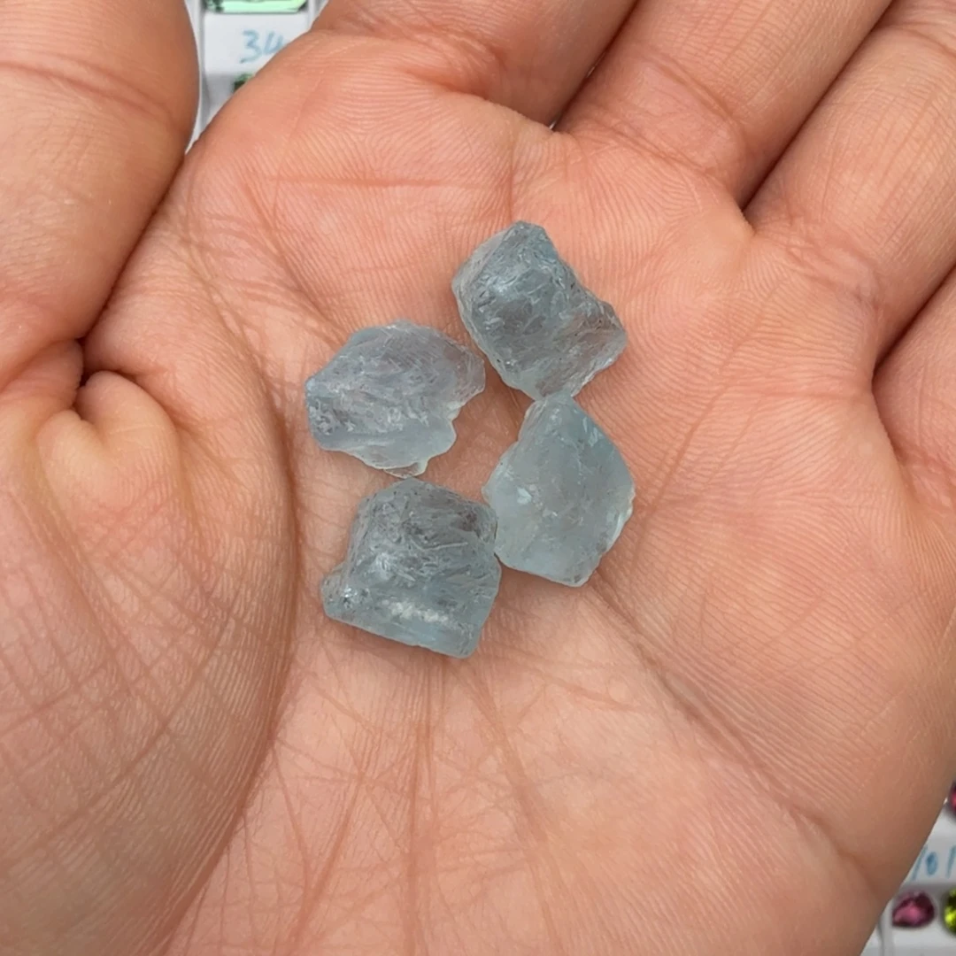 雪***新海蓝宝石裸石天然4颗