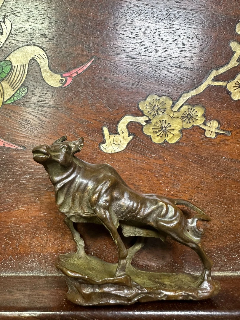 【闪购链接】铜牛像