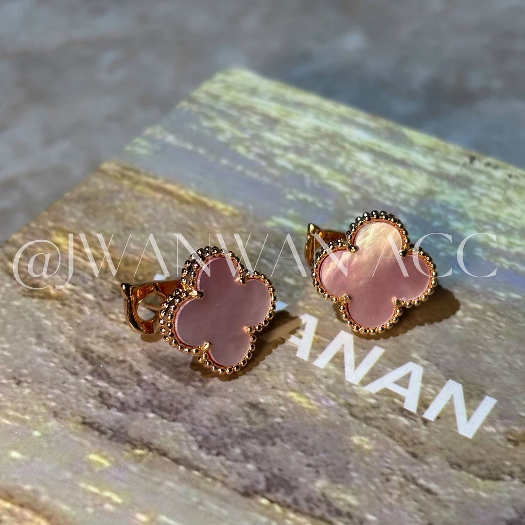 铜合金耳饰 樱花之约.高定天然粉贝四叶花耳拍01ED4285QT