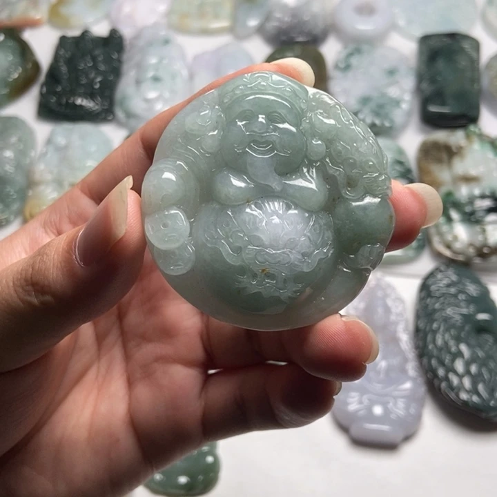 翡翠未镶嵌颈饰财爷43