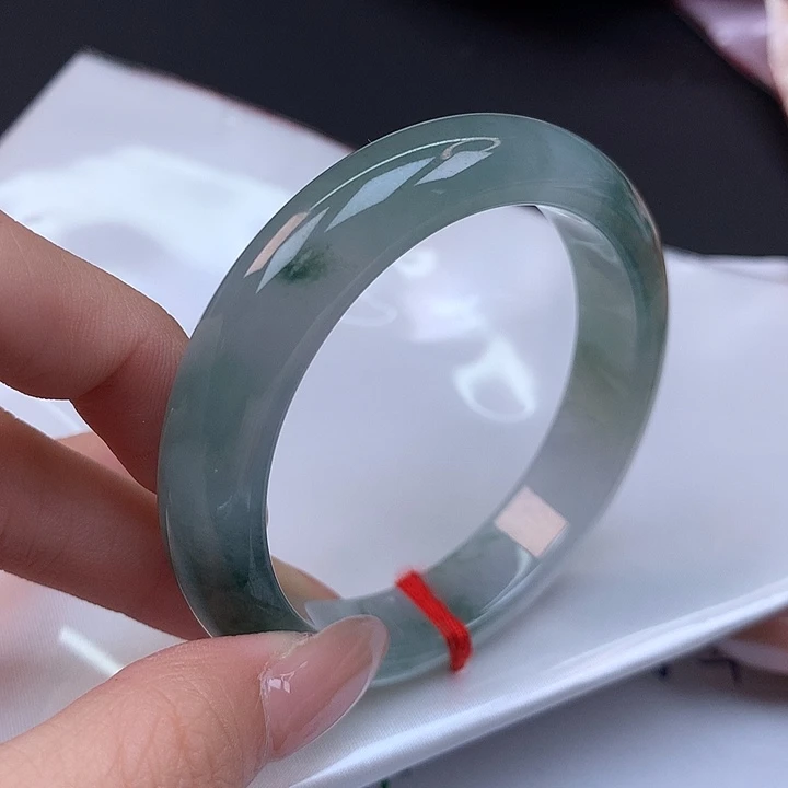 翡翠未镶嵌手镯53