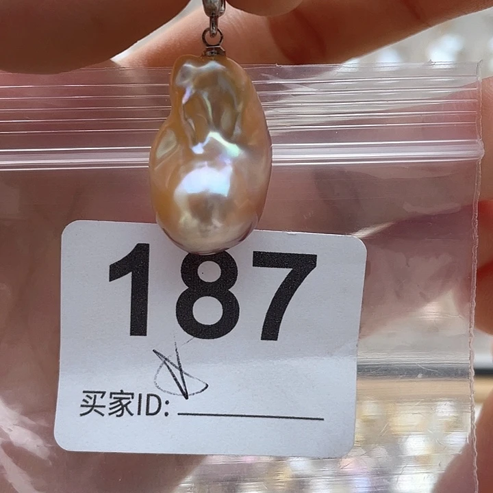天然珍珠。  漏 漏 漏淡水珍珠未镶嵌