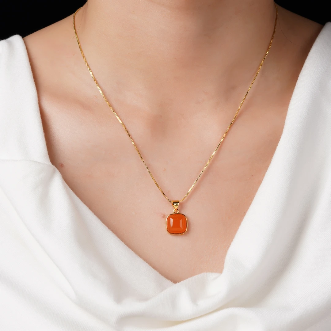 925银女满蜜鸡油黄无事牌方糖轻奢吊坠