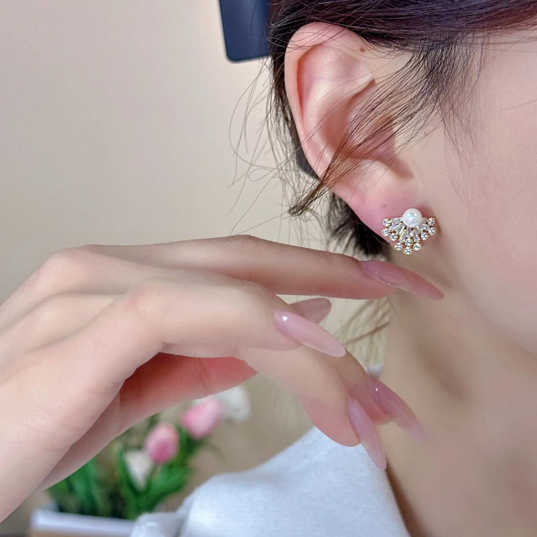 铜合金仿珍珠耳饰 耳环2025新款爆款高级感耳钉首饰女款时尚气质