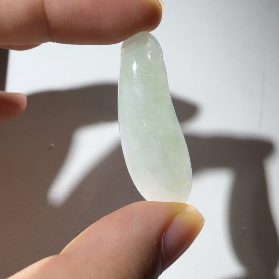 颈饰未镶嵌翡翠好