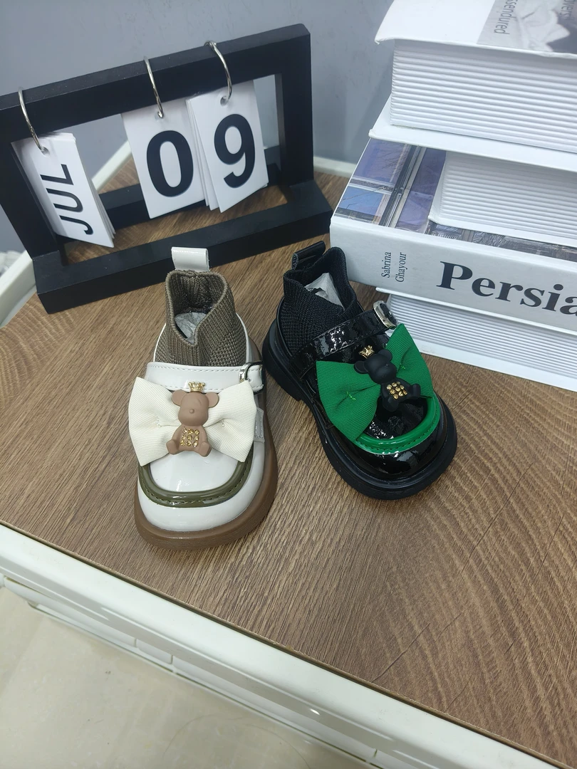 女宝宝春秋款9821#学步单皮面袜靴16-20码软底软面