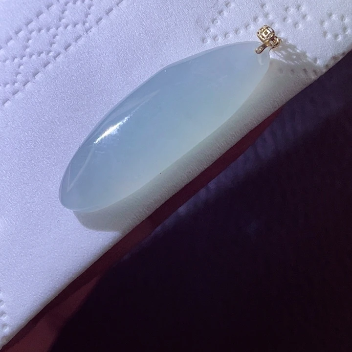 颈饰18K金镶嵌翡翠翡翠
