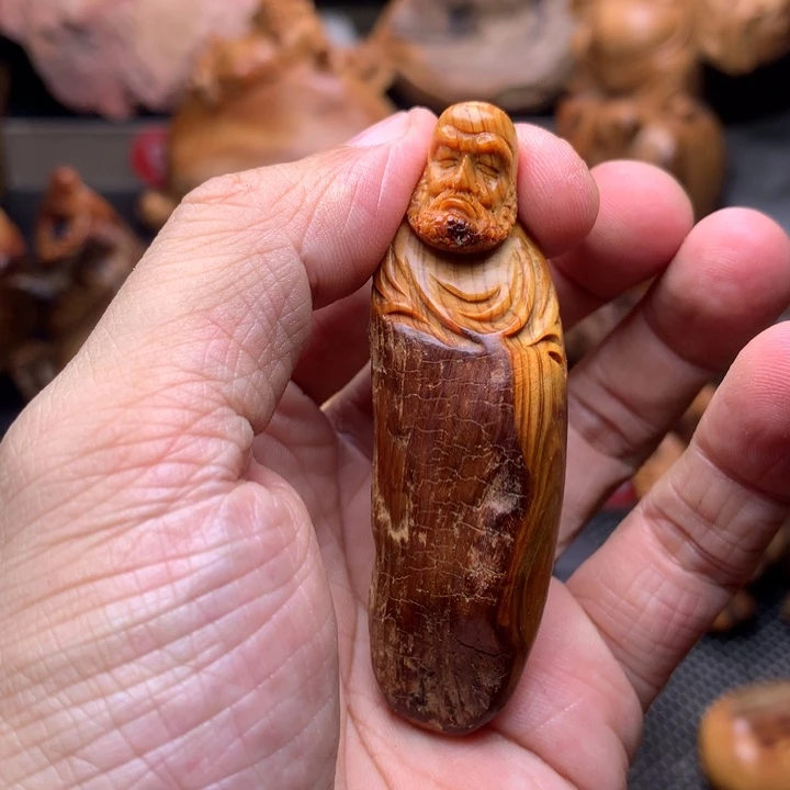 柏木（崖柏）崖柏陈化料手把件