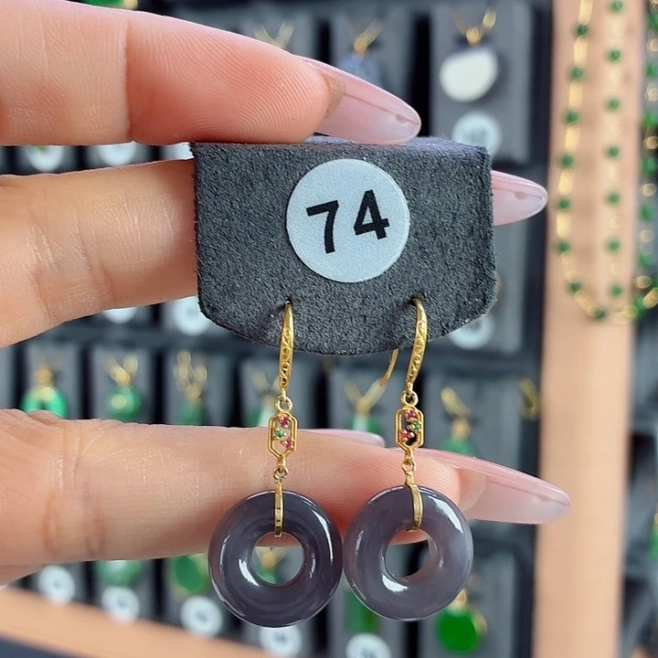 和田玉18K金镶嵌耳饰