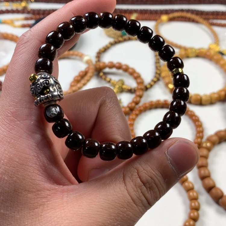 【闪购商品】椰蒂吊坠。。。。。。。。。。。。。。