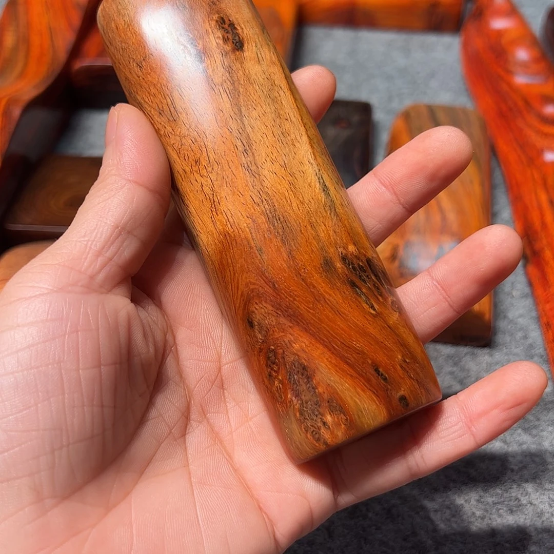 逍***遥交趾黄檀（大红酸枝）